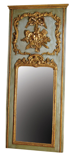 Giltwood Trumeaux with Elaborate Carvings